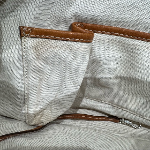 Vintage 90's Michael Kors Leather Tan Saddlebag with Silver Buckles - Picture 14 of 16